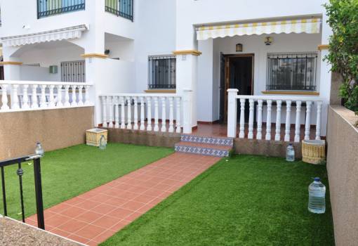 Bungalow au rez-de-chaussée - Sale - Orihuela Costa - Punta Prima