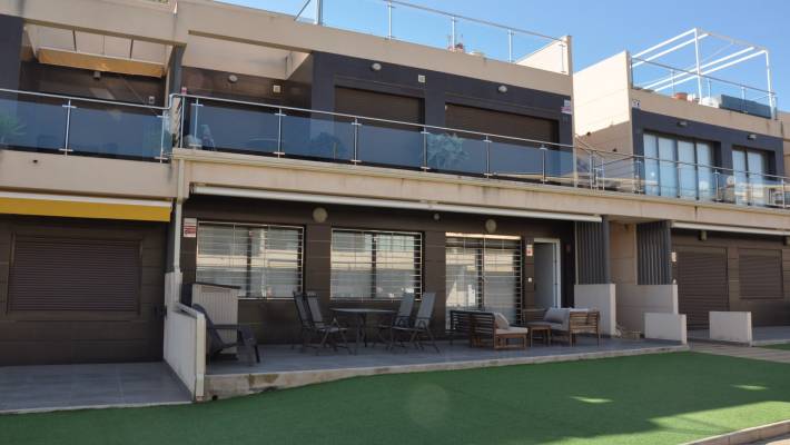 Bungalow au rez-de-chaussée - Sale - Torre de la Horadada - Mil Palmeras