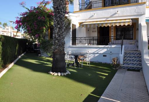 Bungalow planta baja - Alquiler - Orihuela Costa - Villamartin