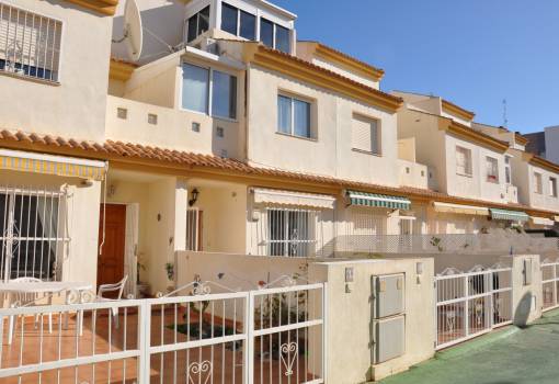 Casa adosada / Duplex - Segunda Mano - Orihuela Costa - R-2002