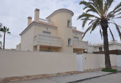 Villa - Resale - Orihuela Coast - Cabo Roig