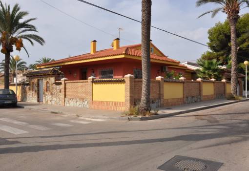 Villa - Sale - Orihuela Costa - R-1835